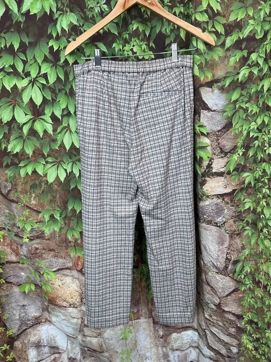 THEORY Plaid Pull-On Plaid Cropped Pants, 6 - Picture 9 of 12